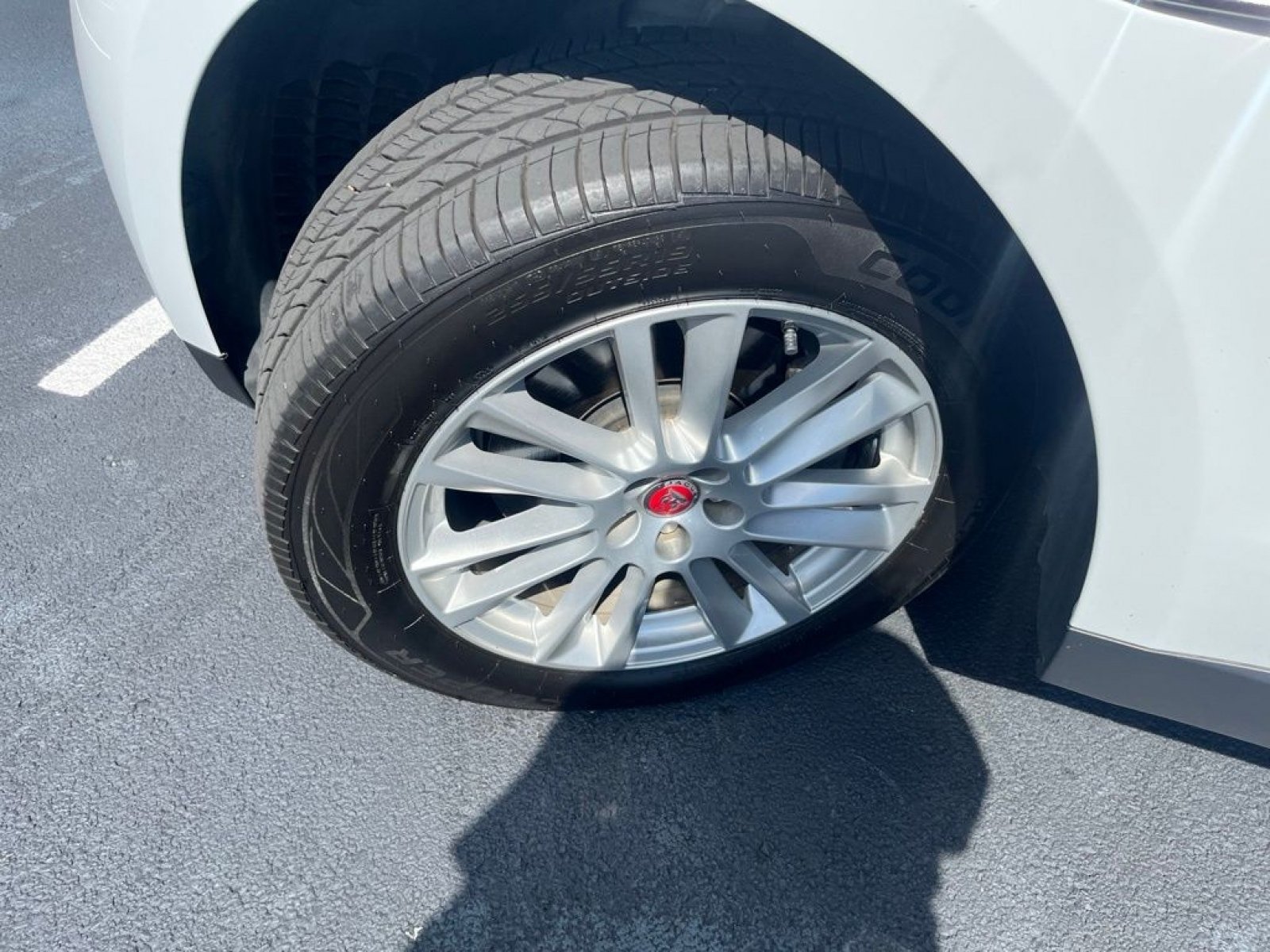 Used 2019 Jaguar F-PACE Prestige AWD/4WD image 19
