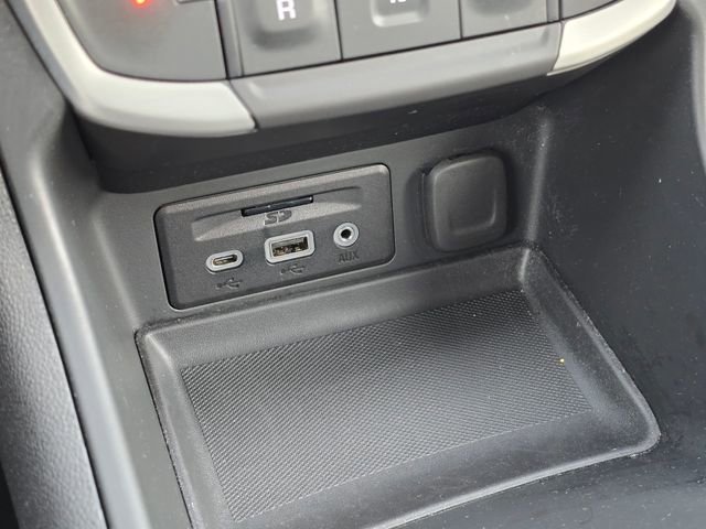 Used 2023 GMC Terrain SLE w/ Driver Convenience Package FWD image 35