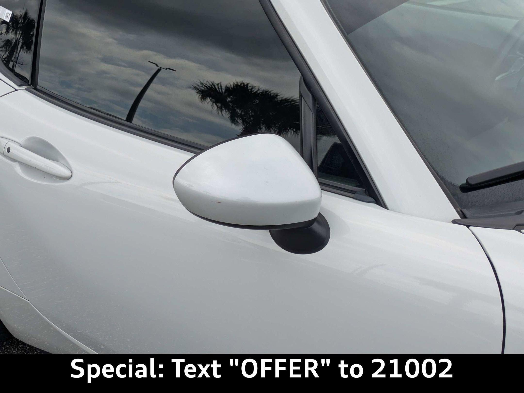 Used 2018 MAZDA MX-5 Miata RF Grand Touring image 11