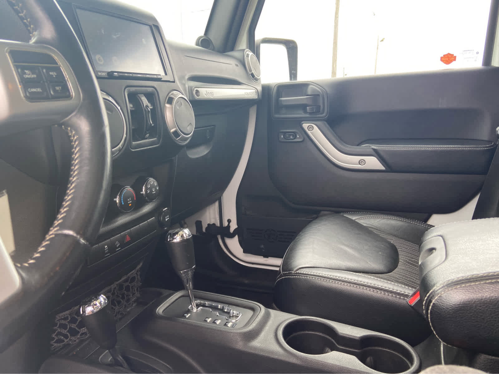Used 2014 Jeep Wrangler Freedom Edition AWD/4WD image 28