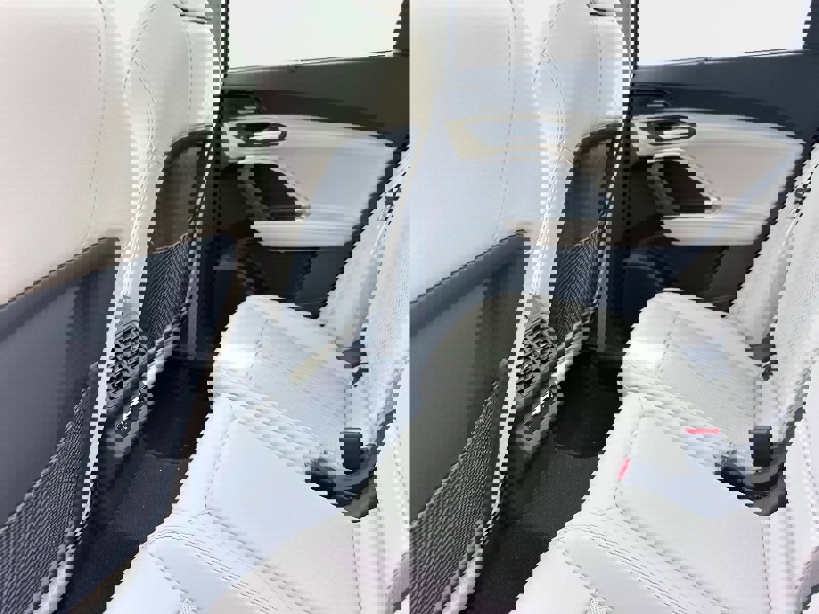 New 2025 Audi Q5 Prestige image 15