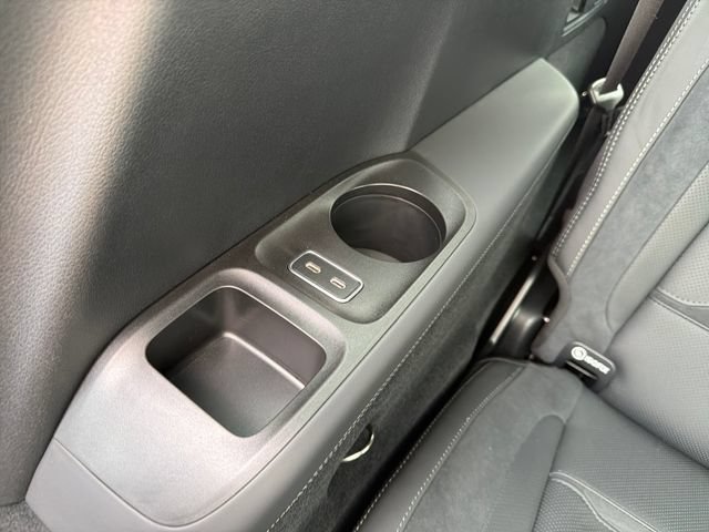 Used 2025 Mercedes-Benz GLS 63 AMG 4MATIC image 40