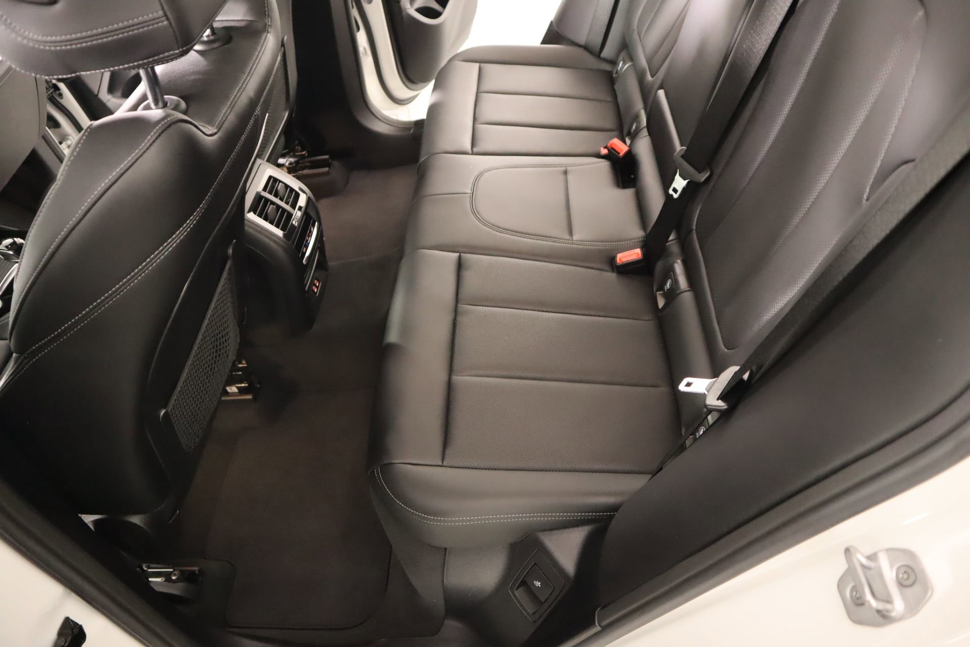 Used 2024 BMW X3 xDrive30i w/ Premium Package AWD/4WD image 13