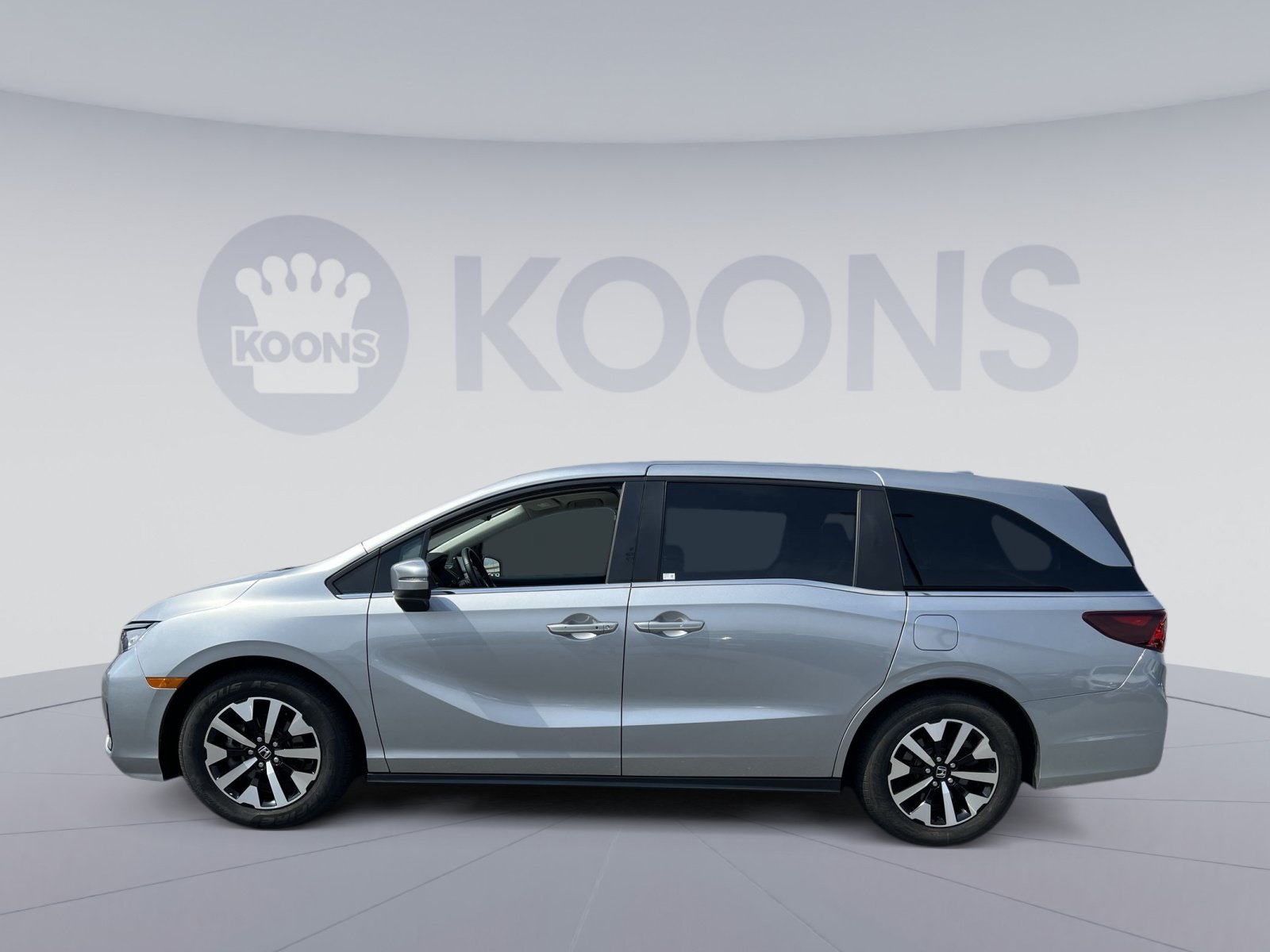 Used 2025 Honda Odyssey EX-L image 2