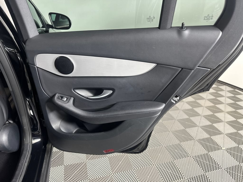 Certified 2022 Mercedes-Benz GLC 300 image 18