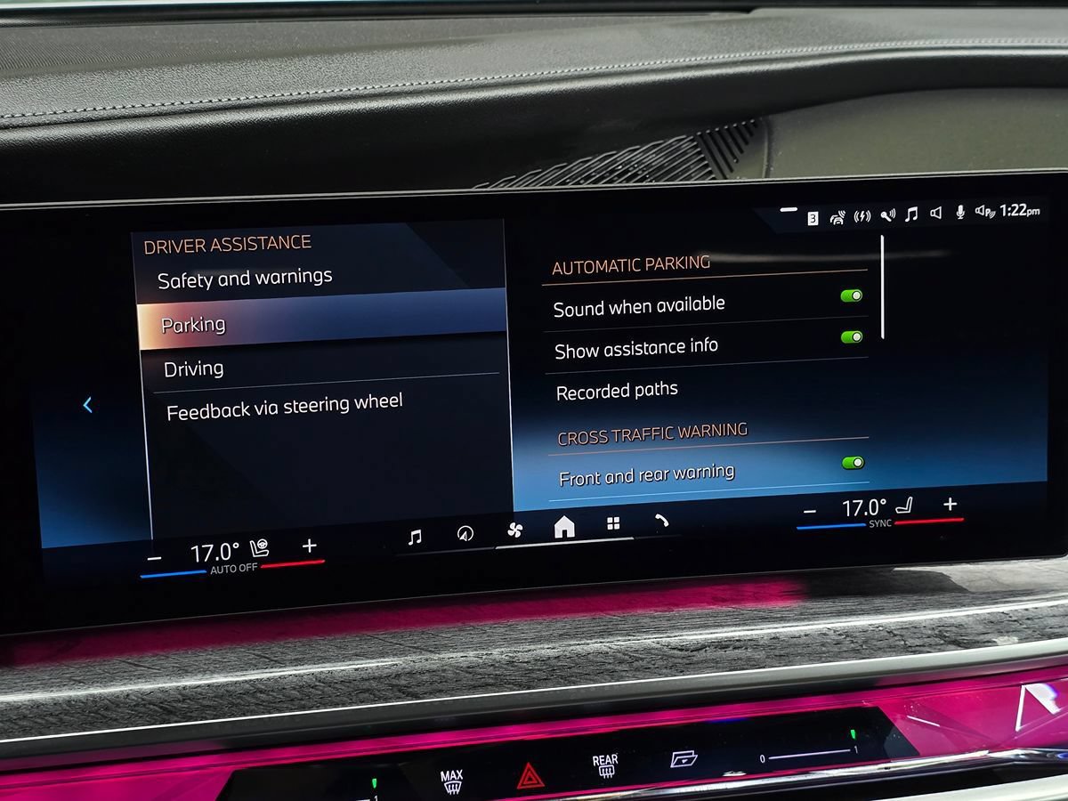 Used 2024 BMW i7 xDrive60 AWD/4WD image 61