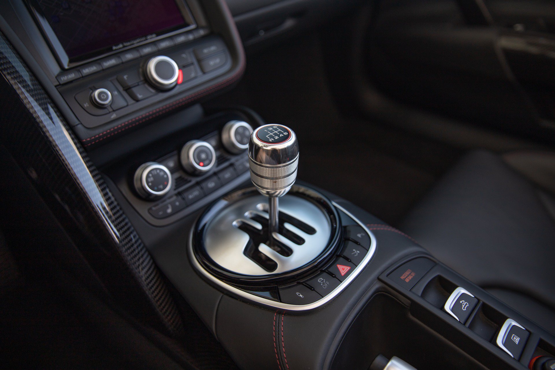Used 2014 Audi R8 V10 AWD/4WD image 3