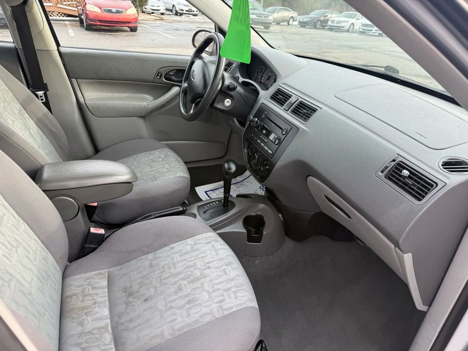 Used 2005 Ford Focus SE image 3