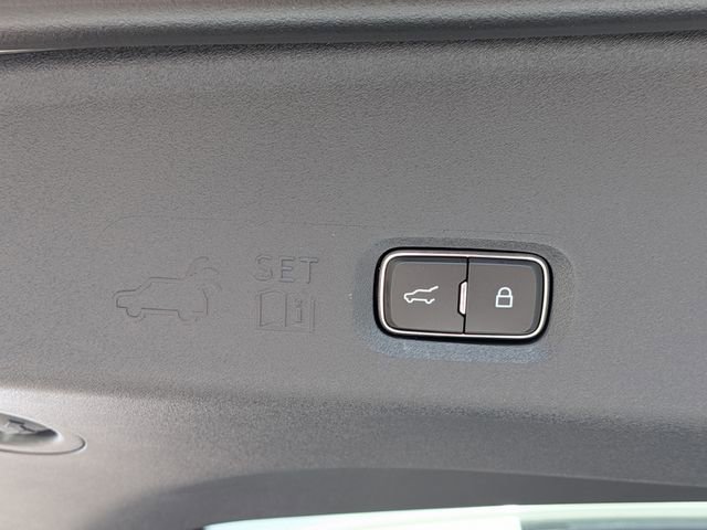 New 2026 Ford Expedition Active RWD image 21