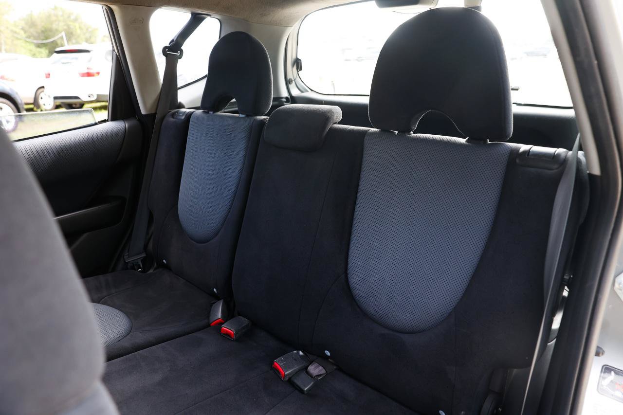 Used 2007 Honda Fit image 8