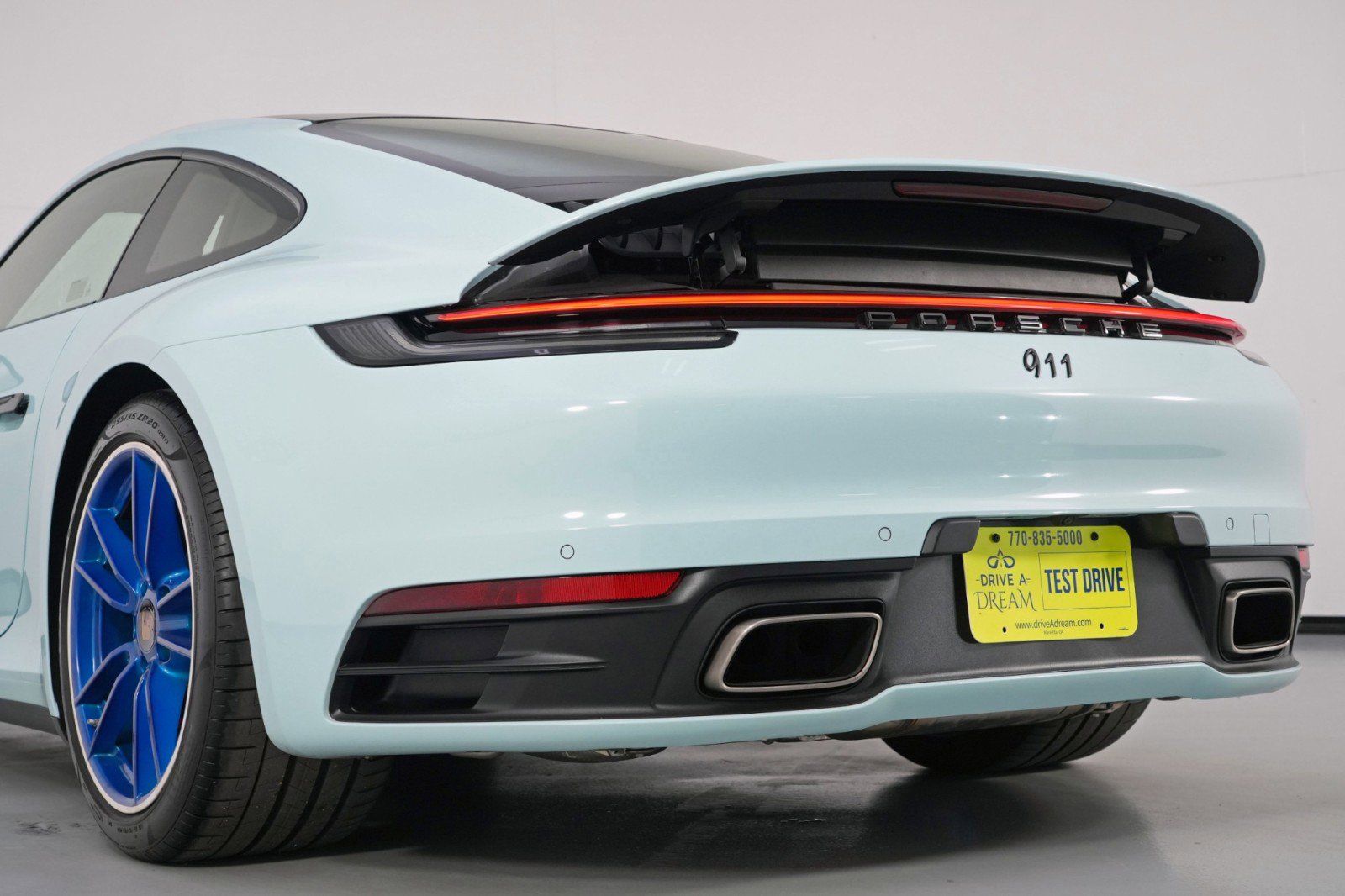 Used 2024 Porsche 911 Carrera image 52