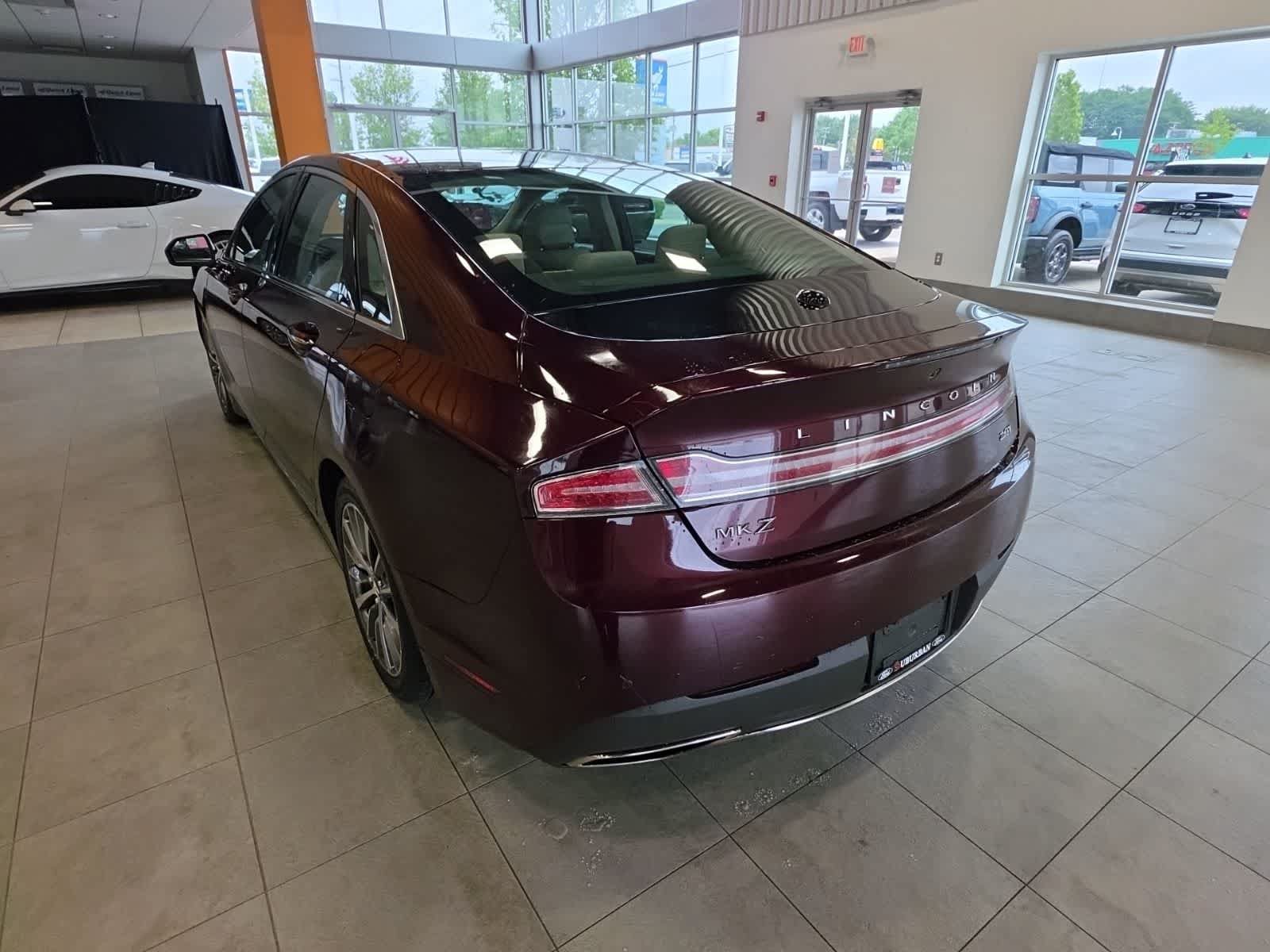 Used 2017 Lincoln MKZ Select w/ Climate Package FWD image 12