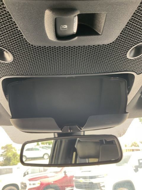 Used 2017 Ford F150 Platinum w/ FX4 Off-Road Package AWD/4WD image 32