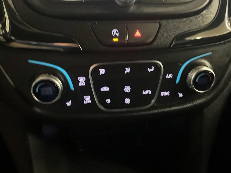Used 2023 Chevrolet Equinox RS FWD image 22
