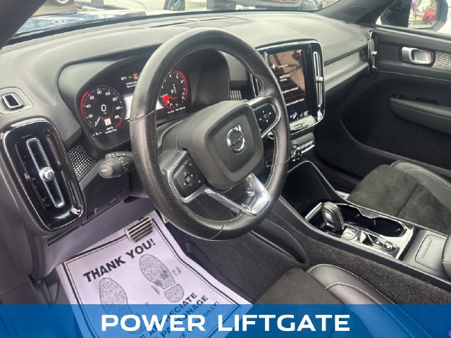 Used 2021 Volvo XC40 T5 R-Design w/ Climate Package AWD/4WD image 14