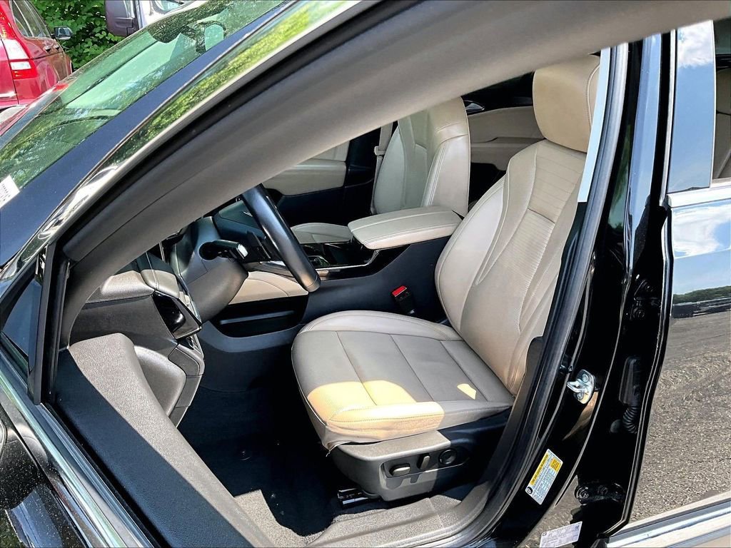 Used 2024 Buick Envision Preferred AWD/4WD image 10