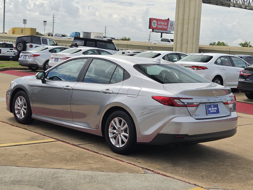 Used 2025 Toyota Camry LE FWD image 7