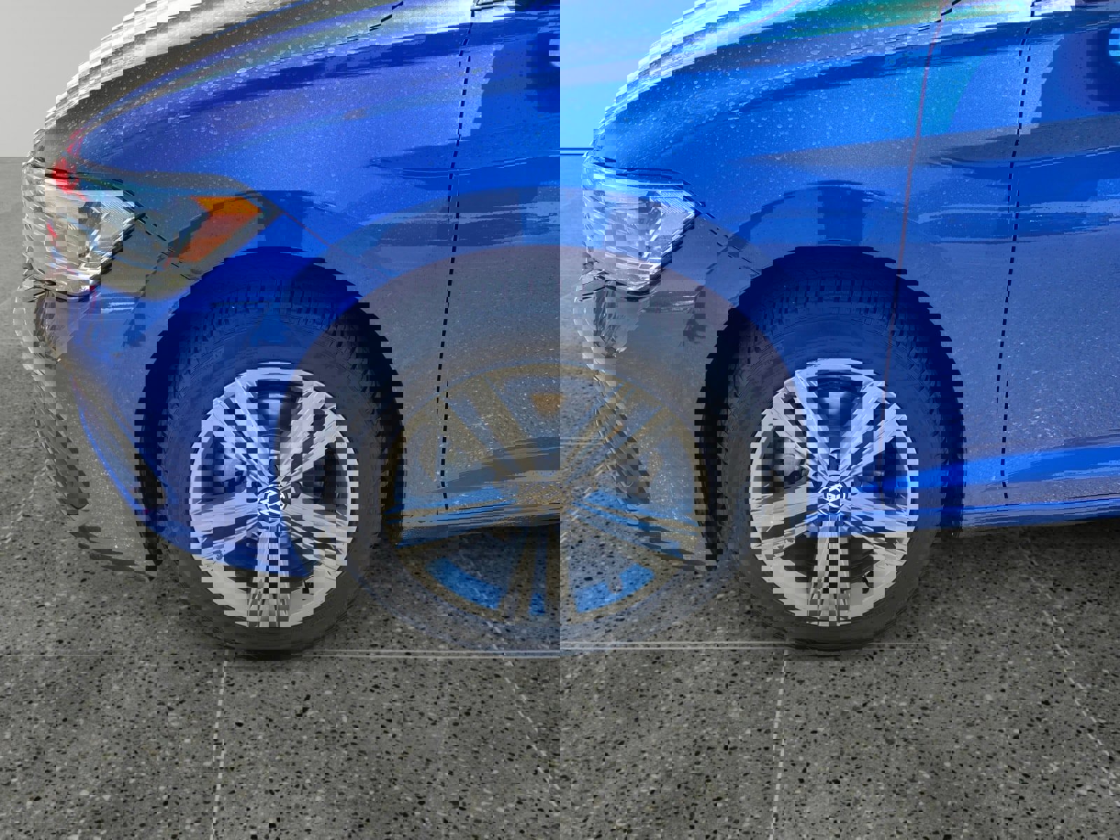 Used 2024 Volkswagen Jetta SE image 14