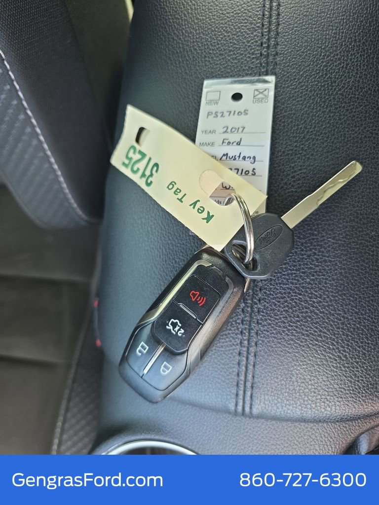 Used 2017 Ford Mustang Shelby GT350 w/ Electronics Package image 38