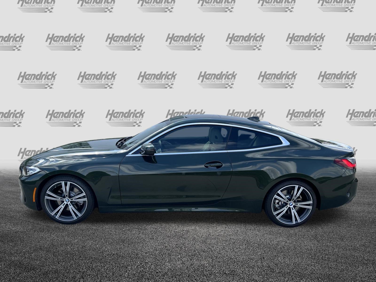 Used 2021 BMW 430i Coupe w/ Premium Package image 6