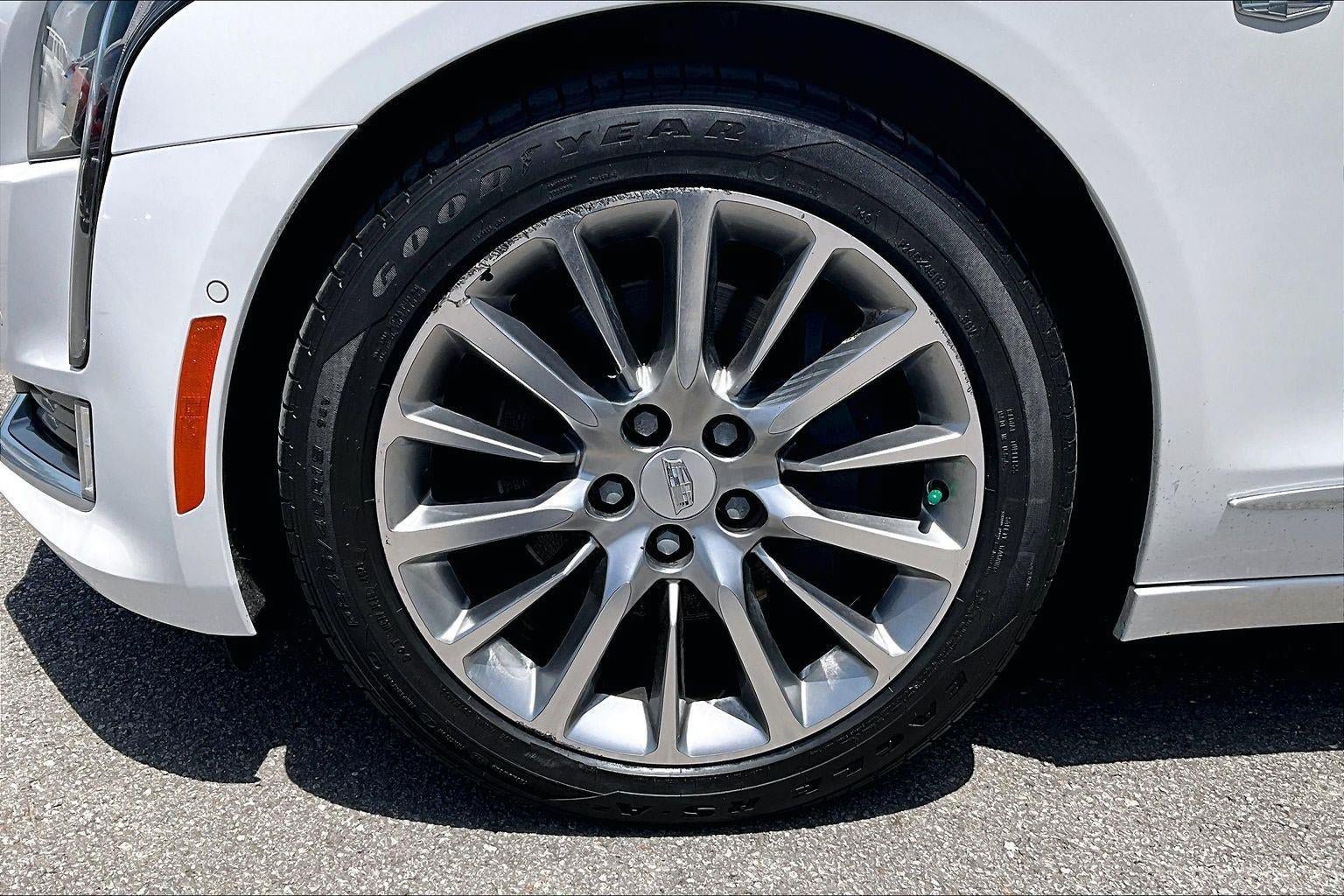 Used 2017 Cadillac CT6 Luxury AWD/4WD image 9