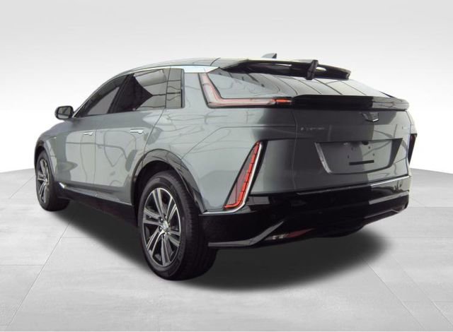 Used 2024 Cadillac Lyriq Tech image 6
