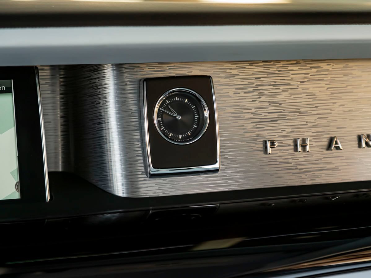 Used 2023 Rolls-Royce Phantom Sedan w/ The Phantom Package RWD image 12