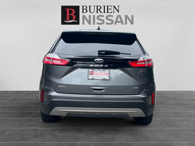 Used 2023 Ford Edge SEL AWD/4WD image 4