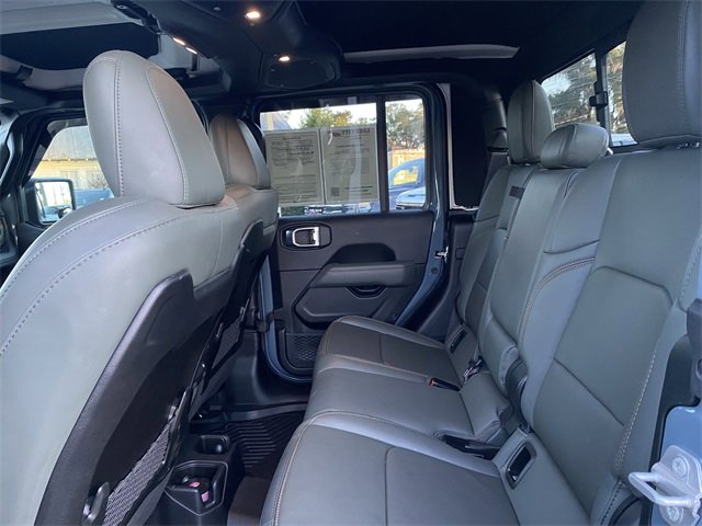 Used 2024 Jeep Gladiator Mojave image 9