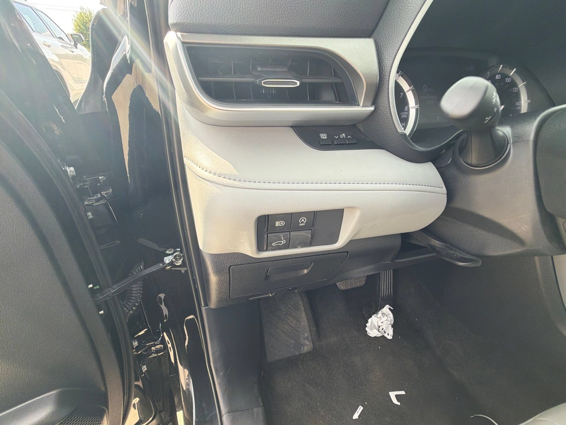 Used 2026 Toyota Highlander XLE AWD/4WD image 14