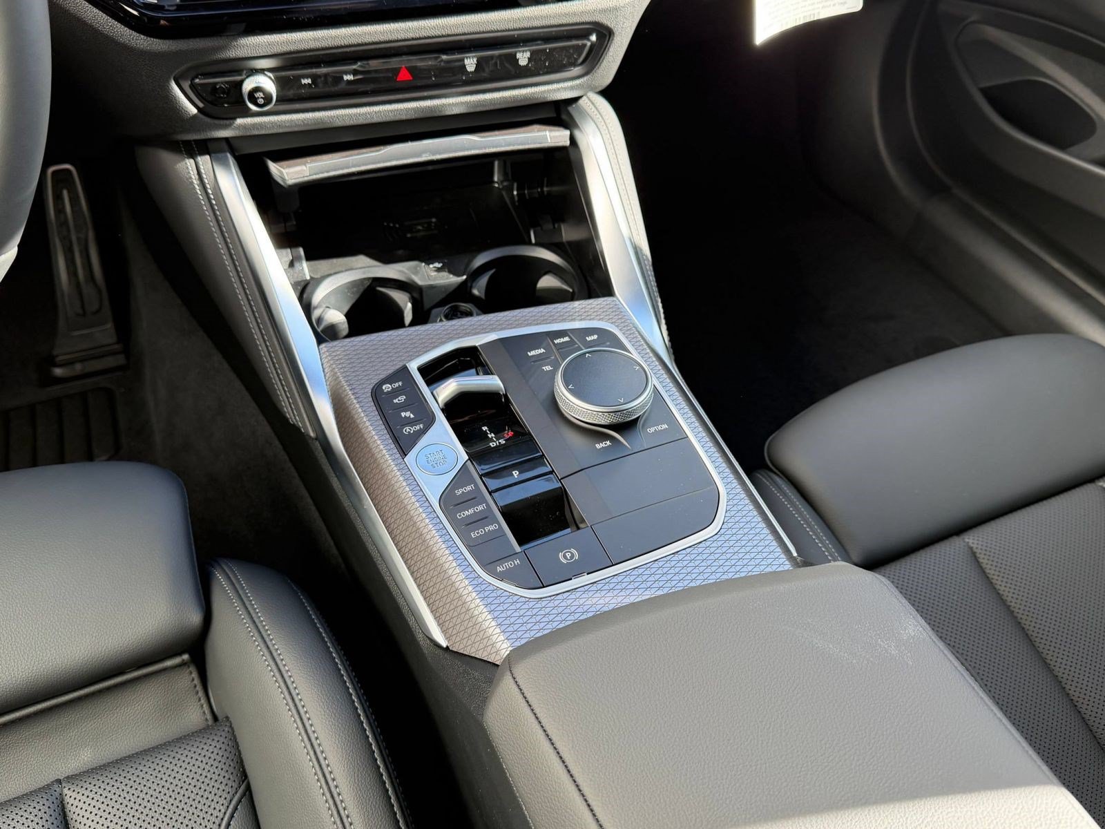 Used 2026 BMW 430i Coupe w/ M Sport Package RWD image 25