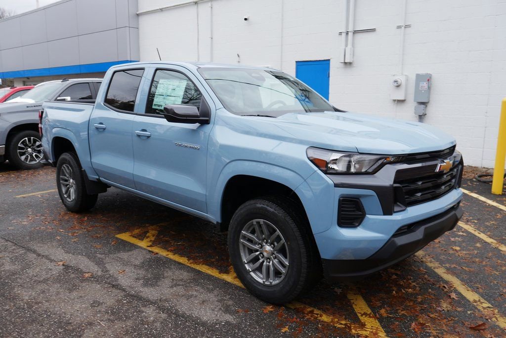 New 2026 Chevrolet Colorado LT w/ Advanced Trailering Package image 2