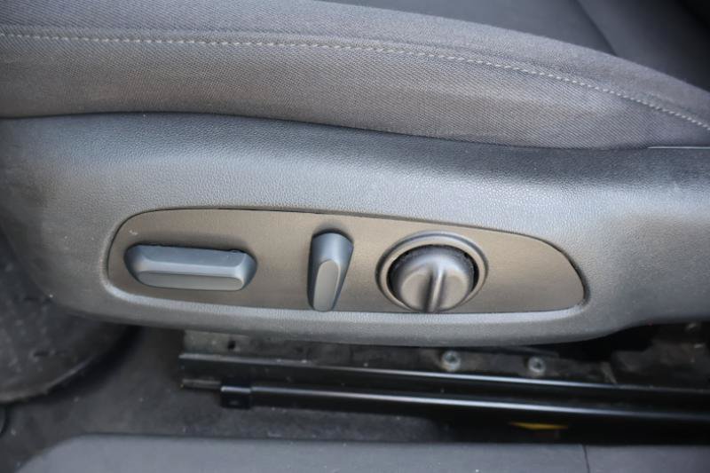 Used 2022 Chevrolet Malibu LT FWD image 15