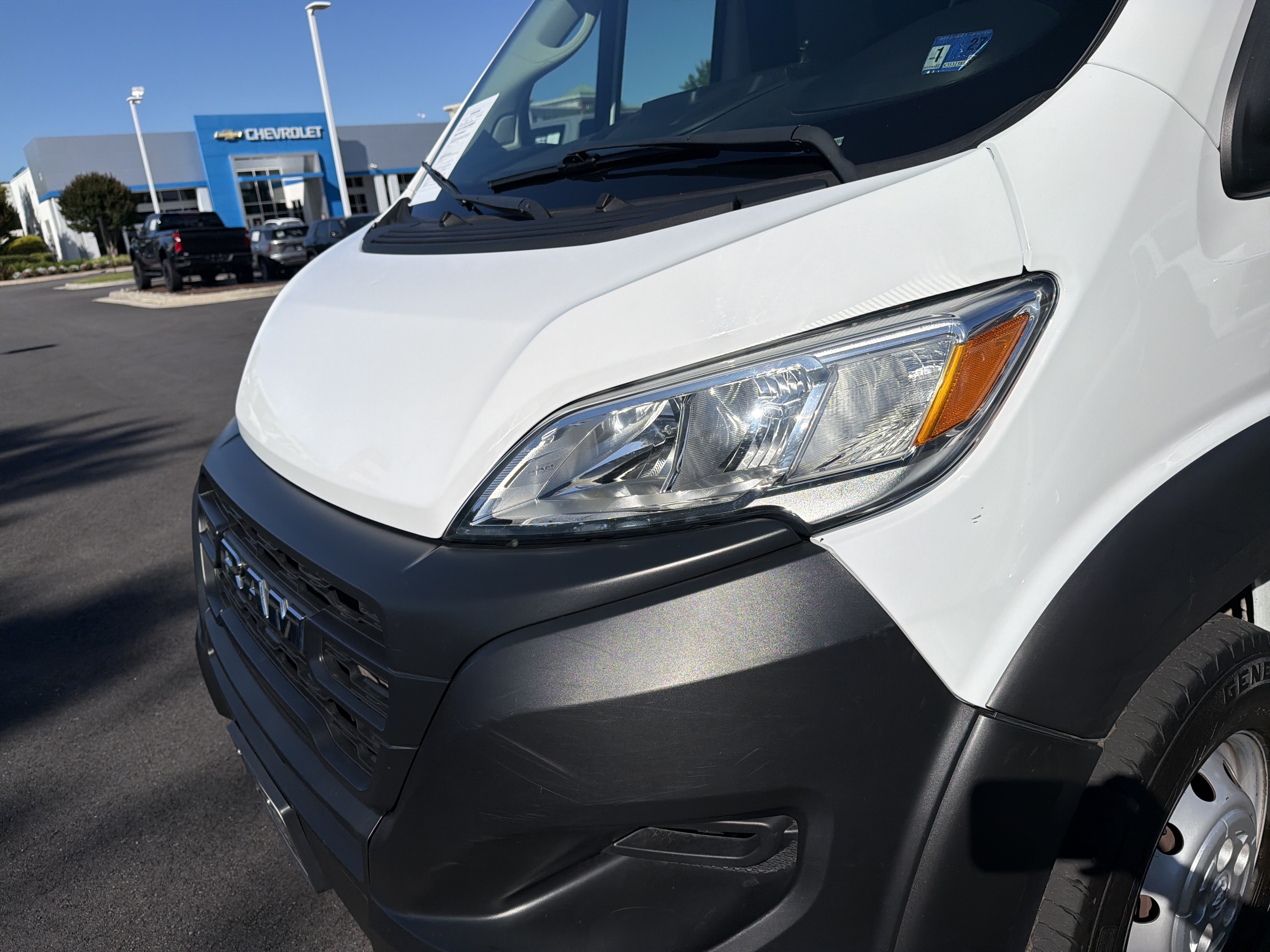 Used 2023 RAM ProMaster 2500 FWD image 6
