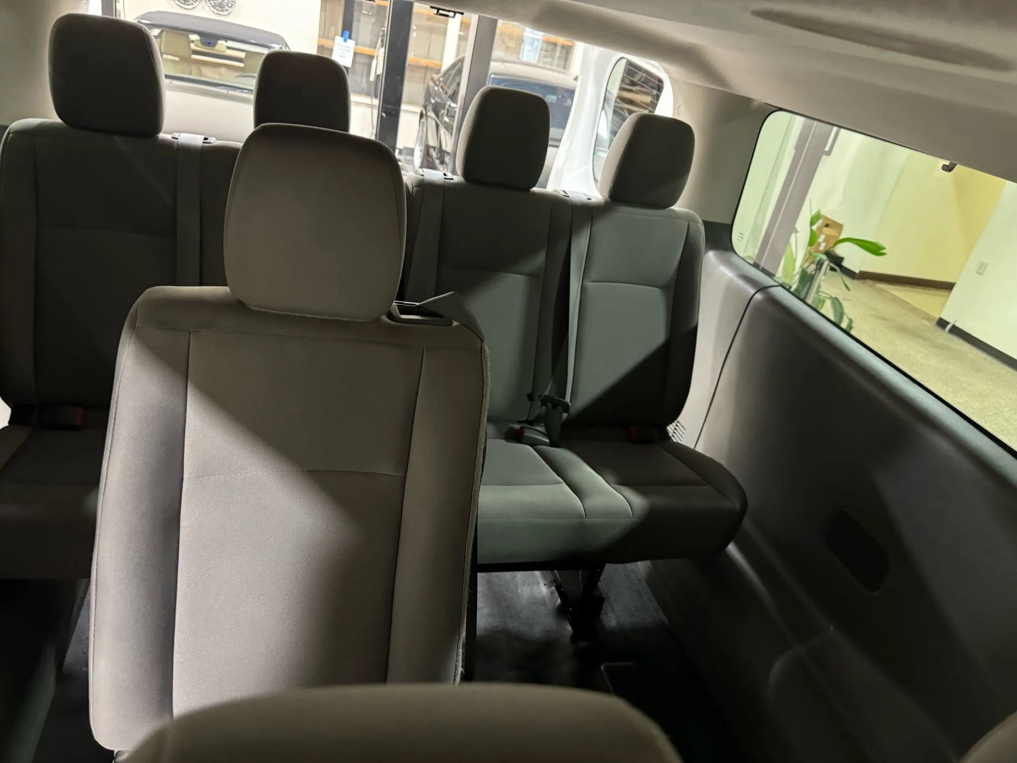 Used 2018 Nissan NV 3500 S image 43