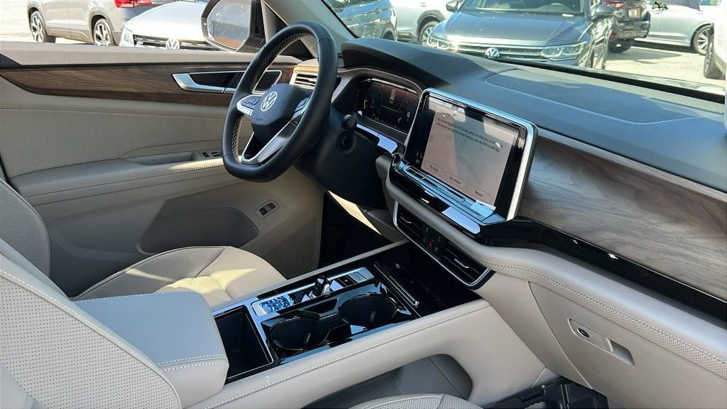 New 2026 Volkswagen Atlas SE image 9