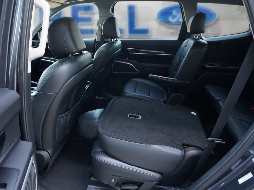 Used 2020 Kia Telluride S FWD image 26