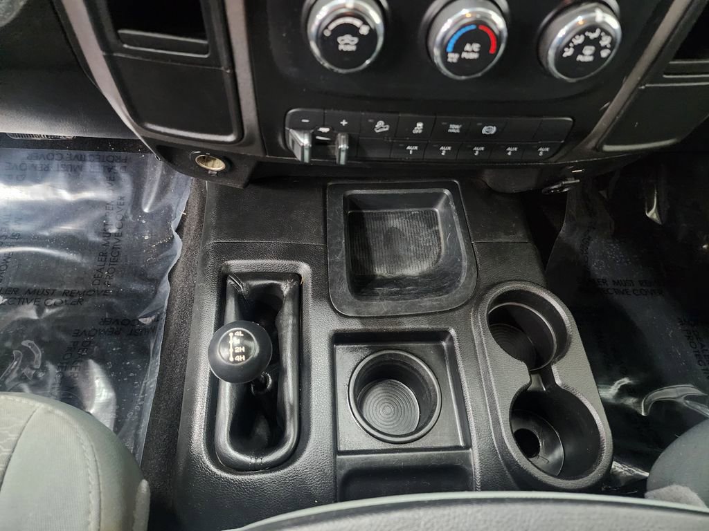 Used 2018 RAM 2500 Tradesman w/ Chrome Appearance Group image 17