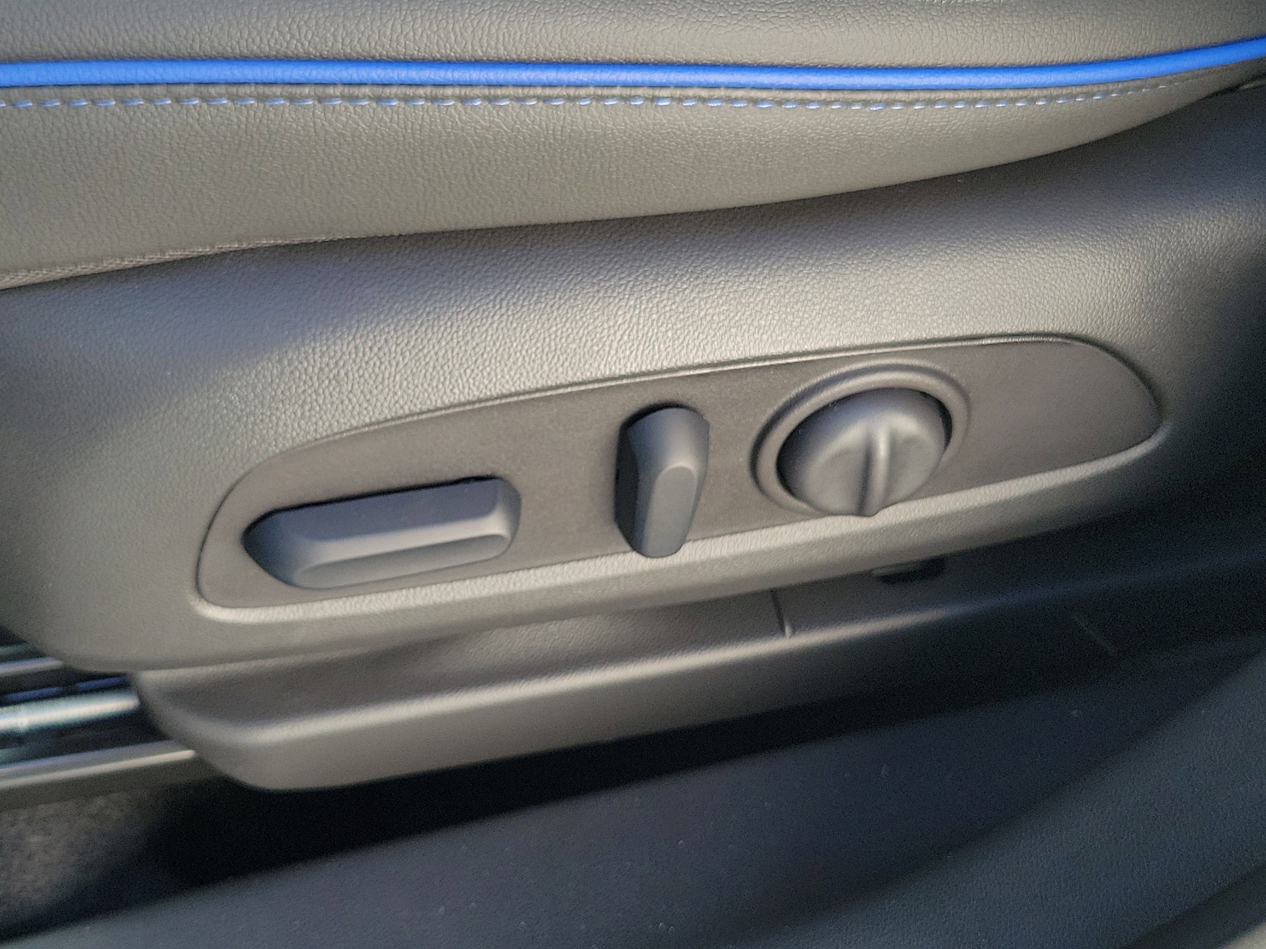 New 2026 Buick Encore GX Sport Touring w/ Advanced Technology Package image 24