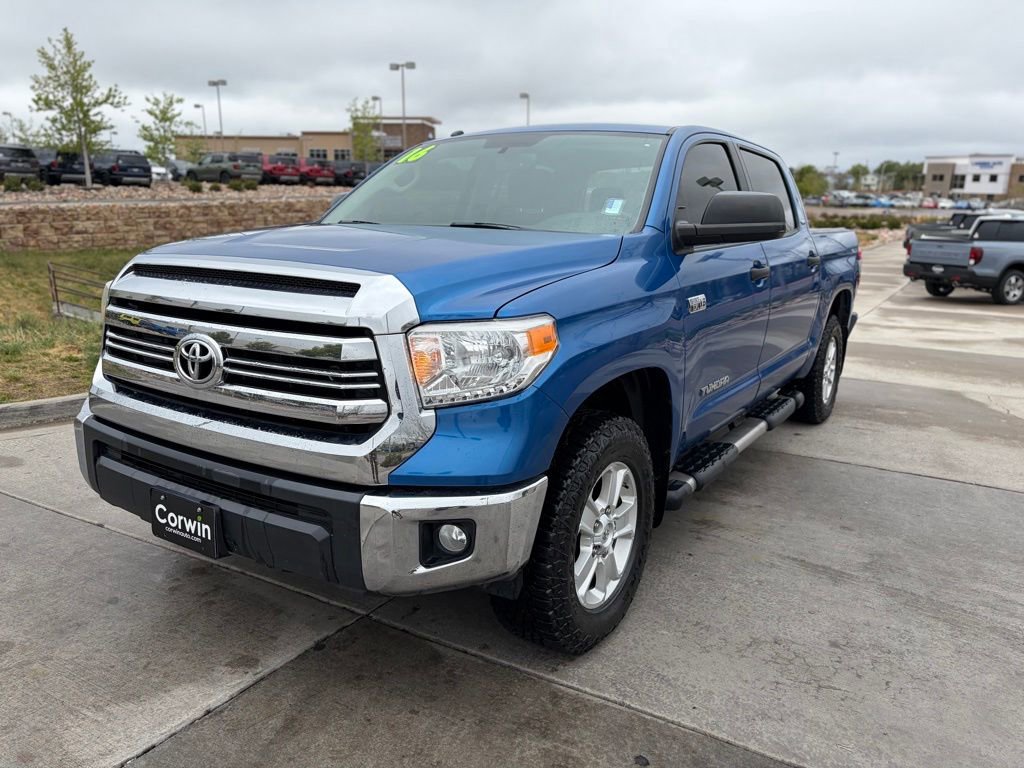 Used 2016 Toyota Tundra SR5 w/ SR5 Upgrade Package AWD/4WD image 3