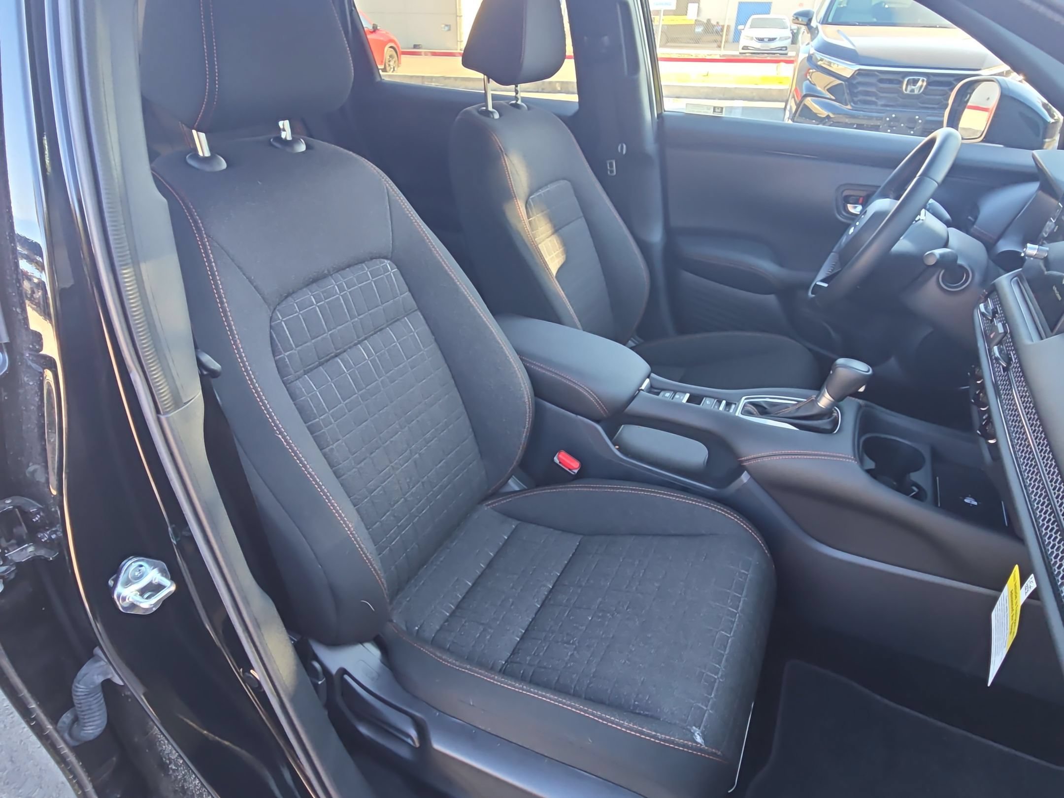 Used 2027 Honda HR-V Sport image 29