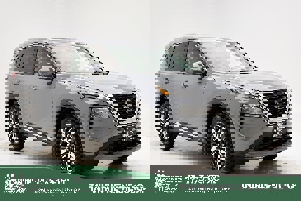 Used 2023 Nissan Rogue SL w/ SL Premium Package image 1