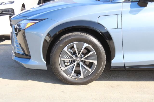 Certified 2023 Lexus RZ 450e Premium w/ Technology Package image 4