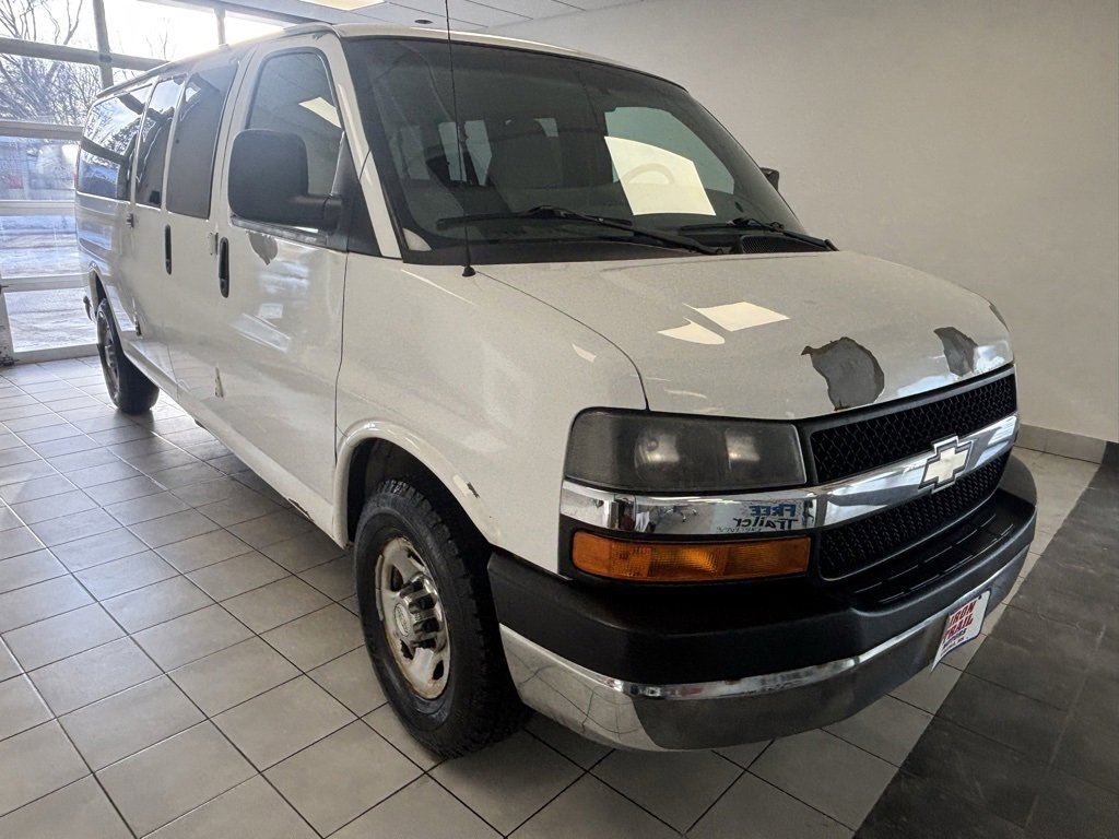 Used 2011 Chevrolet Express 3500 LT w/ LT Preferred Equipment Group image 2