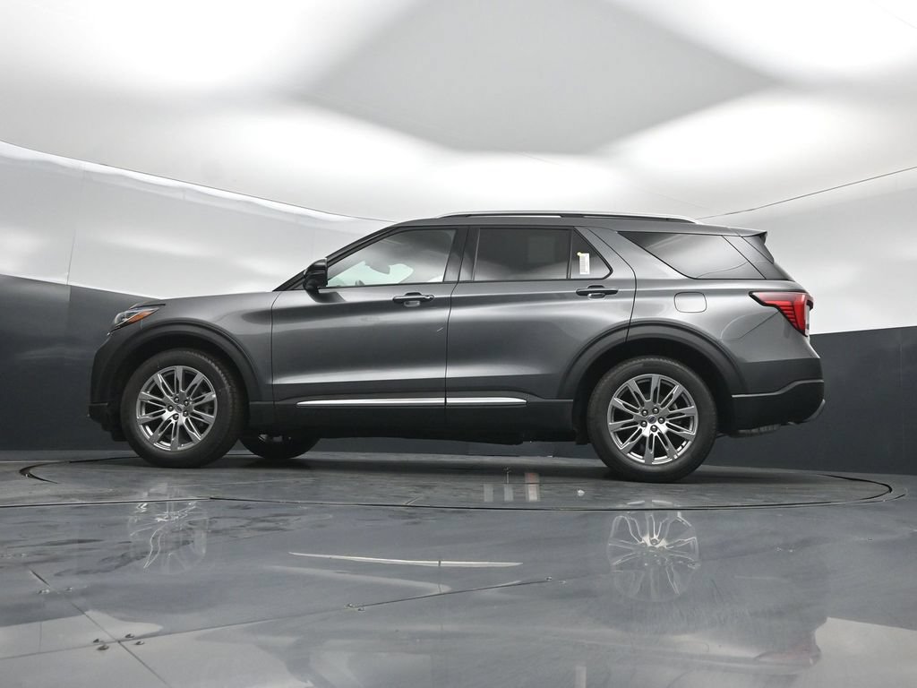 New 2026 Ford Explorer Platinum RWD image 7