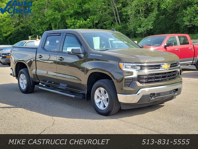 Used 2023 Chevrolet Silverado 1500 LT AWD/4WD image 7