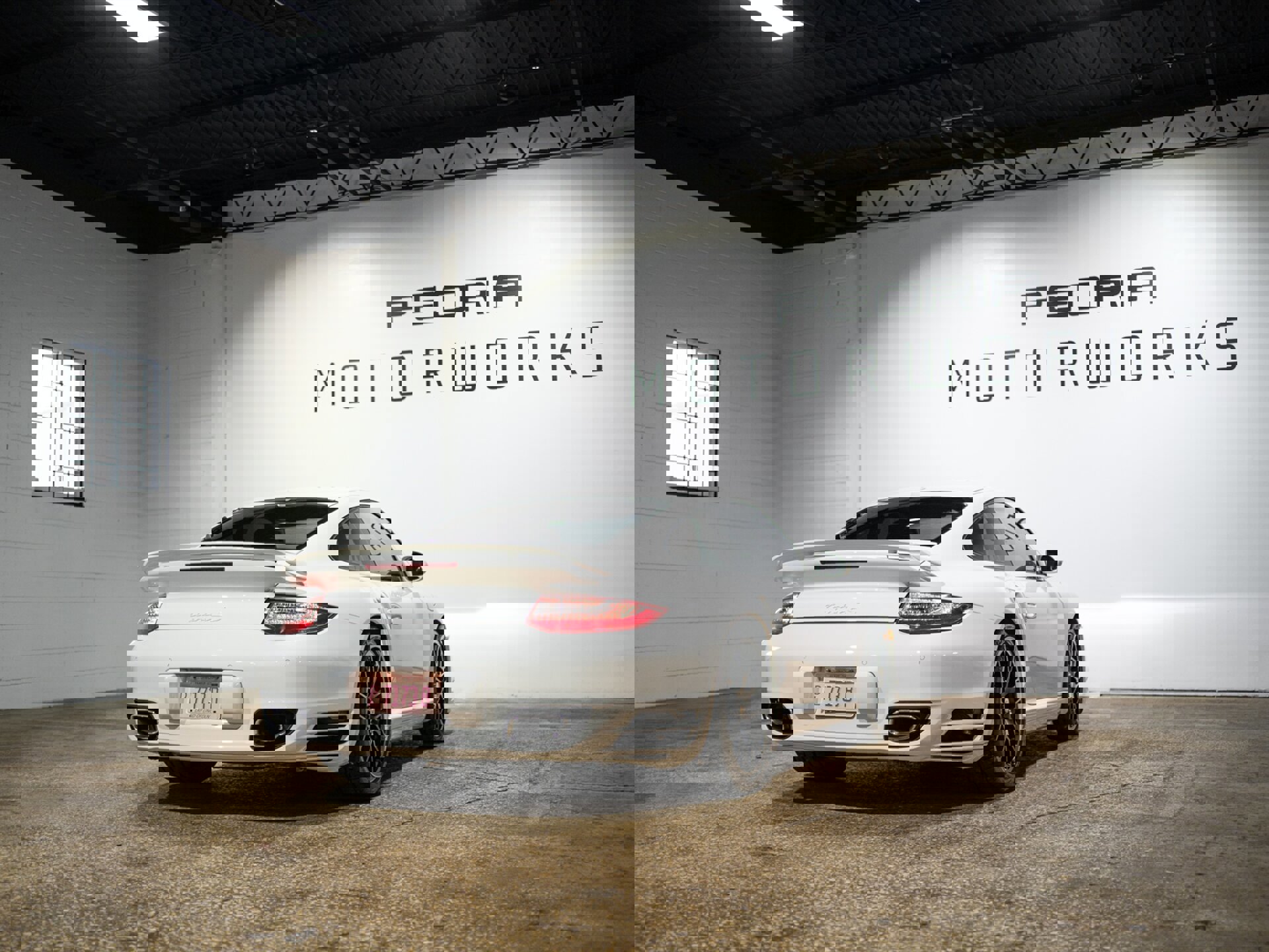 Used 2013 Porsche 911 Turbo S image 14