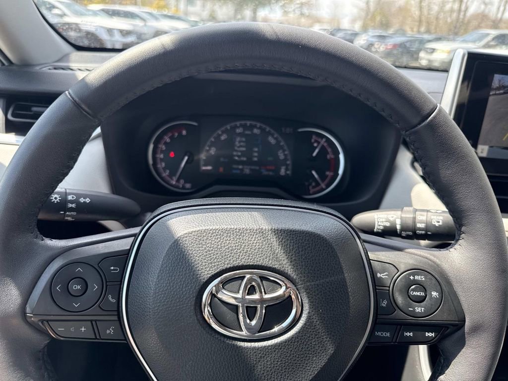 Used 2023 Toyota RAV4 XLE w/ Convenience Package AWD/4WD image 29