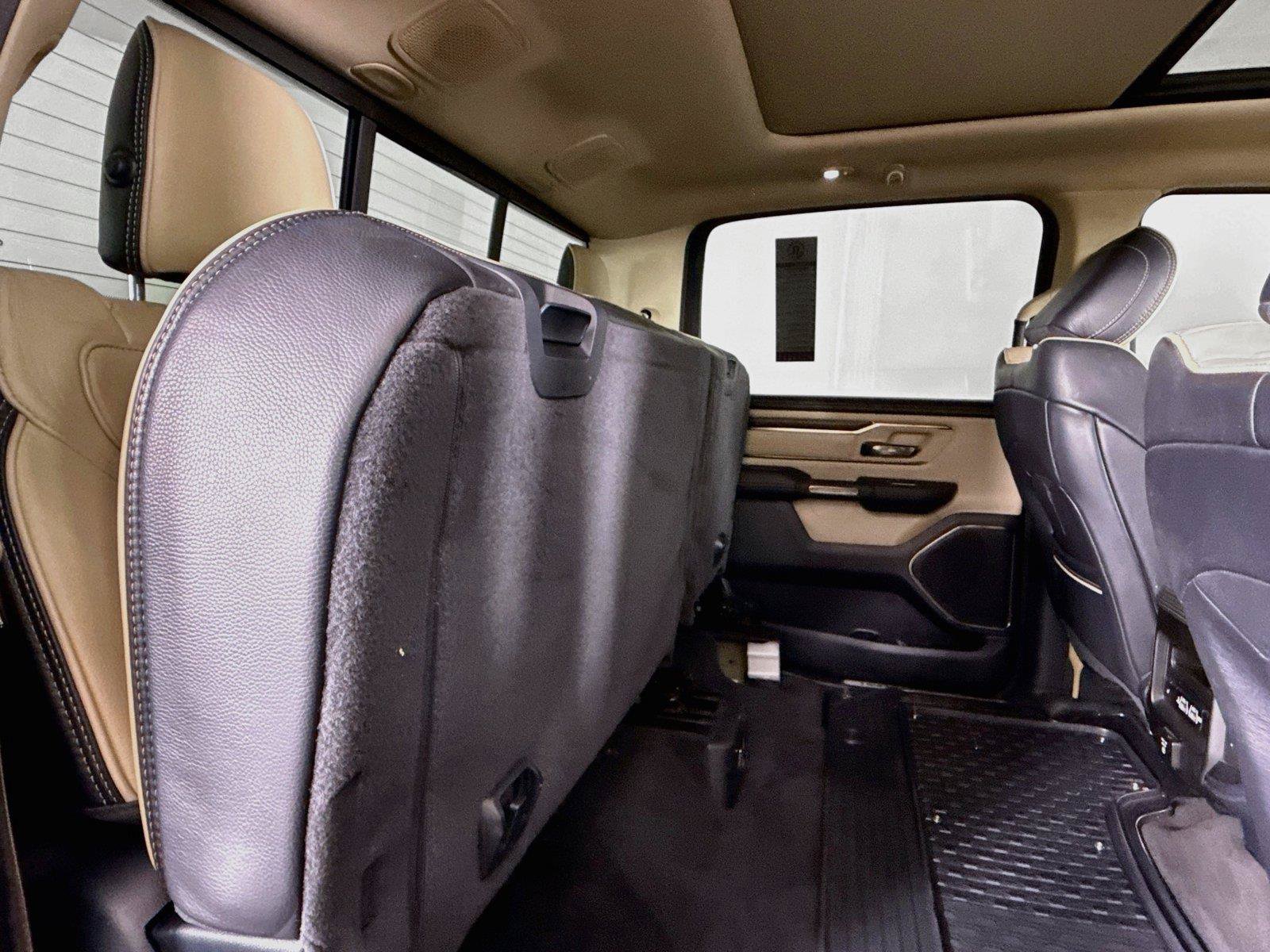 Used 2020 RAM 1500 Limited w/ Off Road Group AWD/4WD image 39