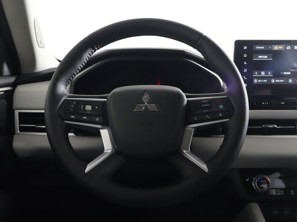 New 2026 Mitsubishi Outlander SE FWD image 39